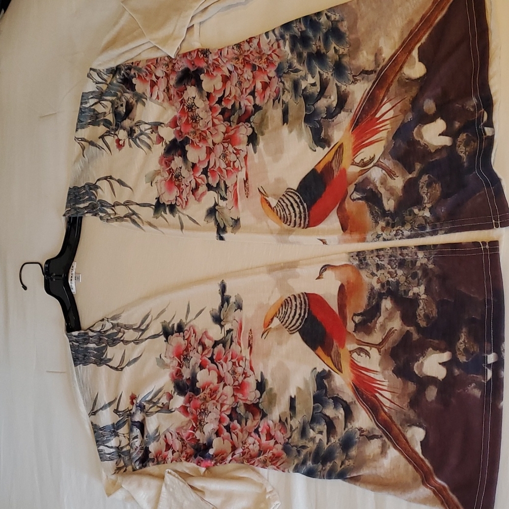 Roommates 2X Kimono Top